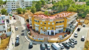 3 bedroom Apartment for sale in Villamartin