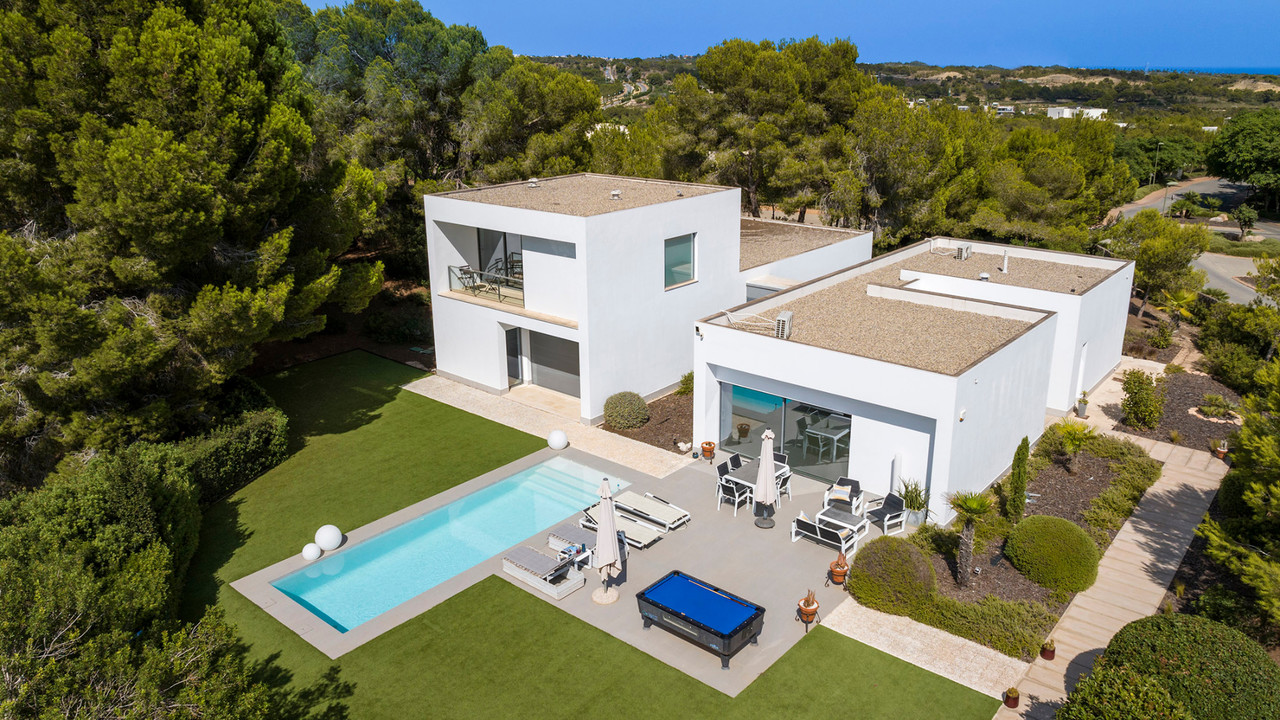 4 спальни Вилла для продажи в San Miguel de Salinas
