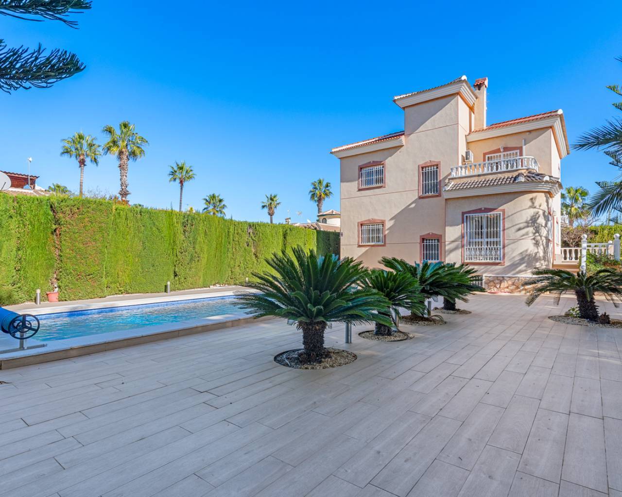 5 schlafzimmer Villa 
zum verkauf in Ciudad Quesada