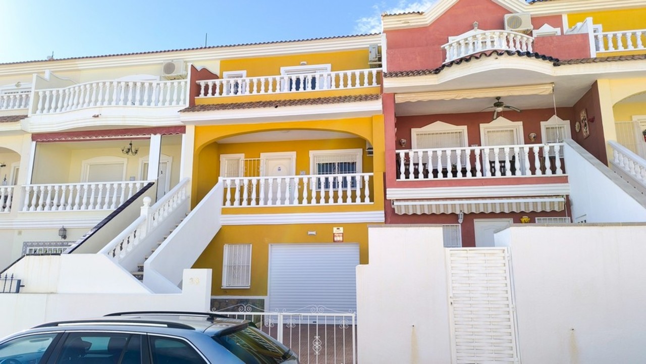 3 спальни Таунхаус для продажи в Ciudad Quesada