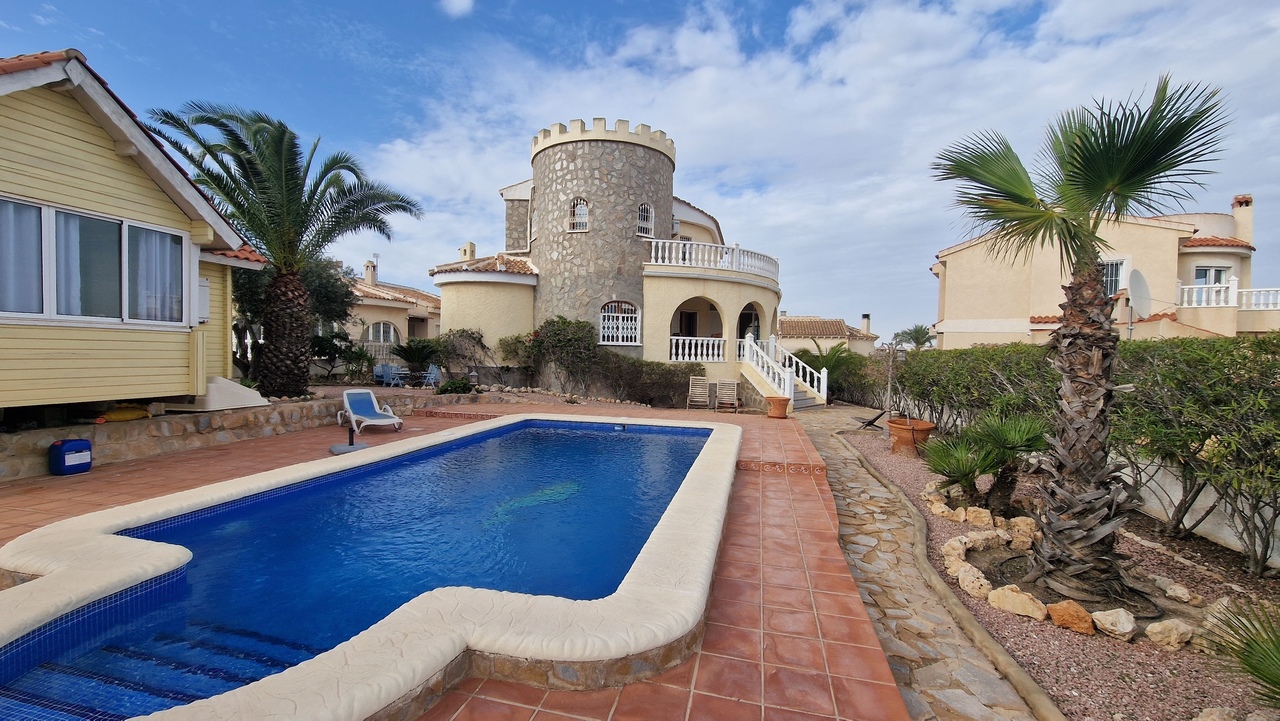4 bedroom Villa à vendre à Ciudad Quesada