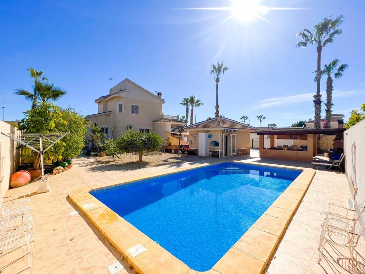 4 soverom Villa til salgs i Ciudad Quesada 