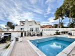 6 bedroom Villa for sale in Villamartin