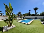 3 bedroom Villa for sale in Los Urrutias