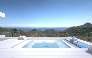 3 bedroom Penthouse for sale in Marbella