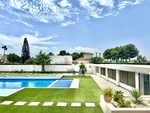8 bedroom Villa for sale in Los Montesinos