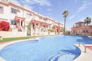 2 bedroom Penthouse for sale in Playa Flamenca
