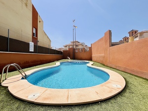 3 bedroom Rijtjes Huis te koop in Cabo Roig