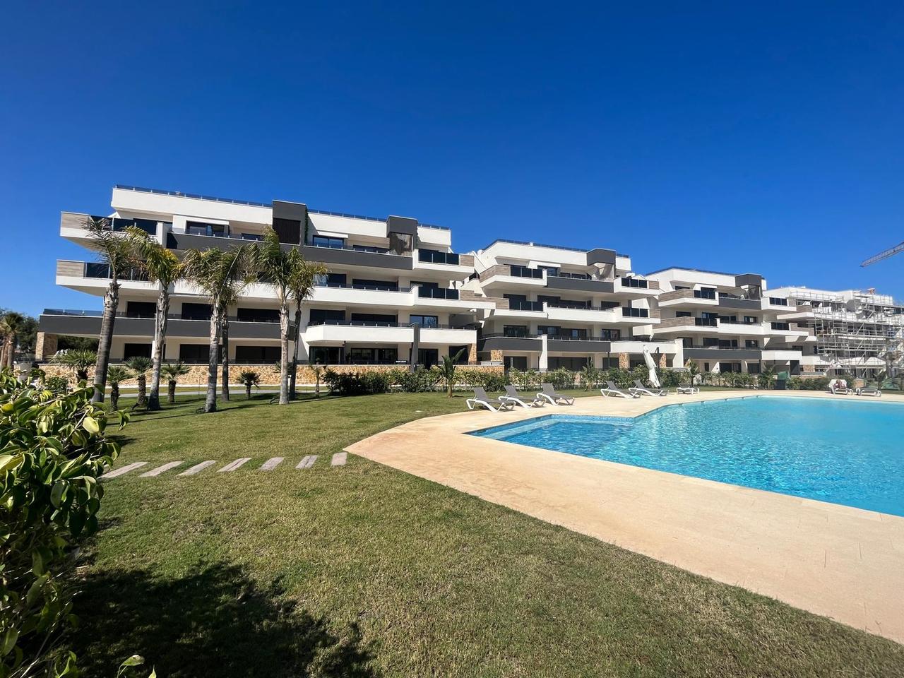 3 bedroom Apartment for sale in Playa Flamenca