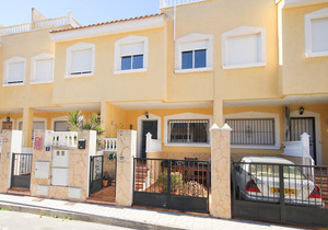 3 bedroom Townhouse for sale in Orihuela