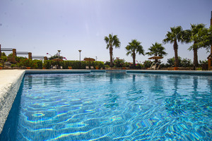 Large 3 Bedroom 3 Bathroom Penthouse in Villamartin