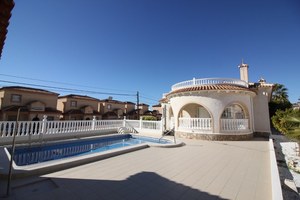 3 bedroom Villa for sale in San Miguel de Salinas