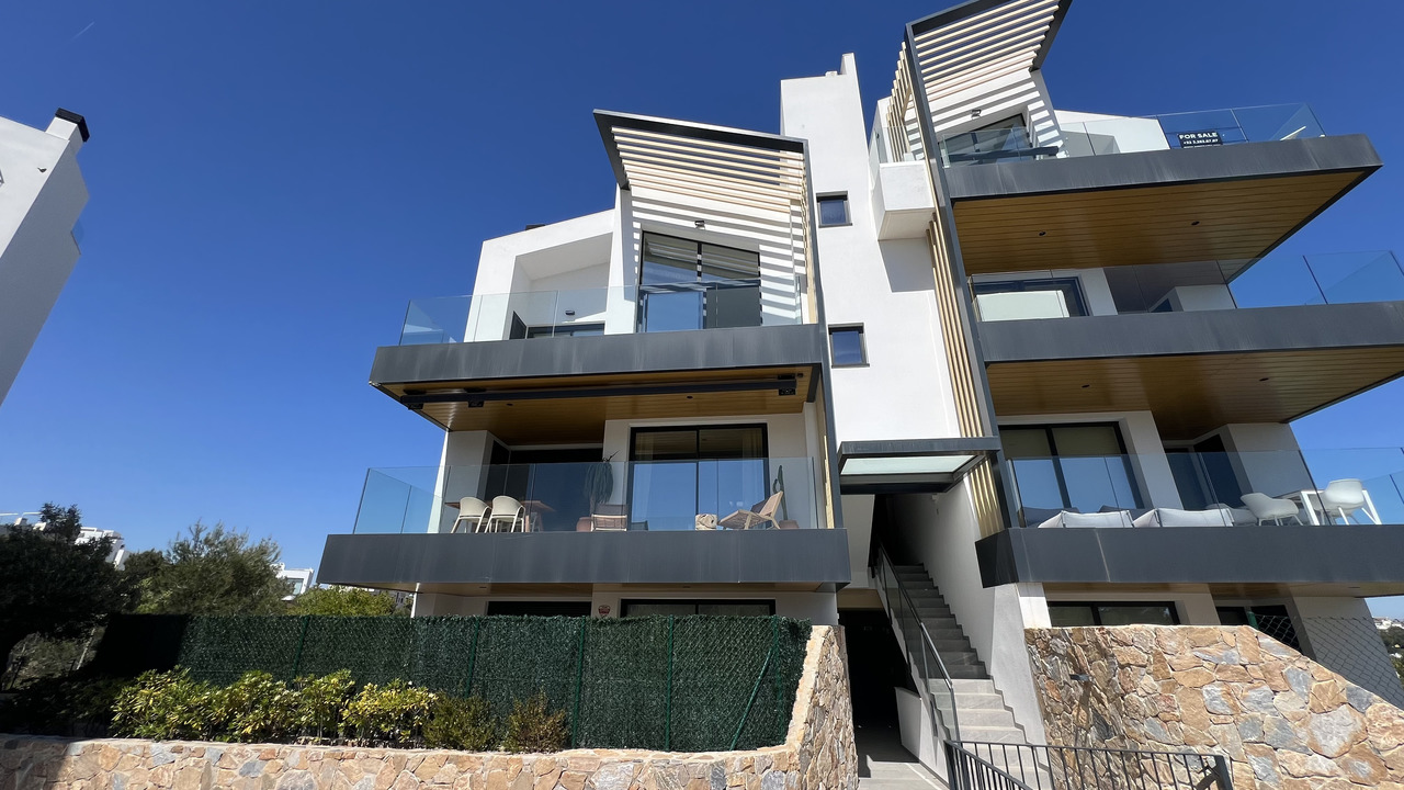 2 bedroom Appartement te koop in Las Colinas Golf Resort
