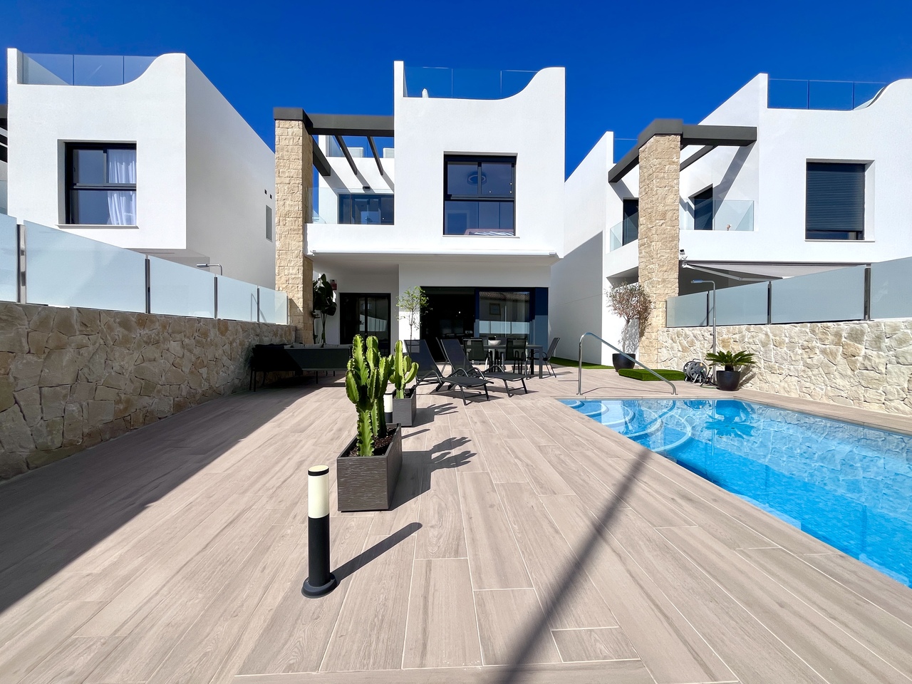 4 bedroom Villa te koop in Punta Prima