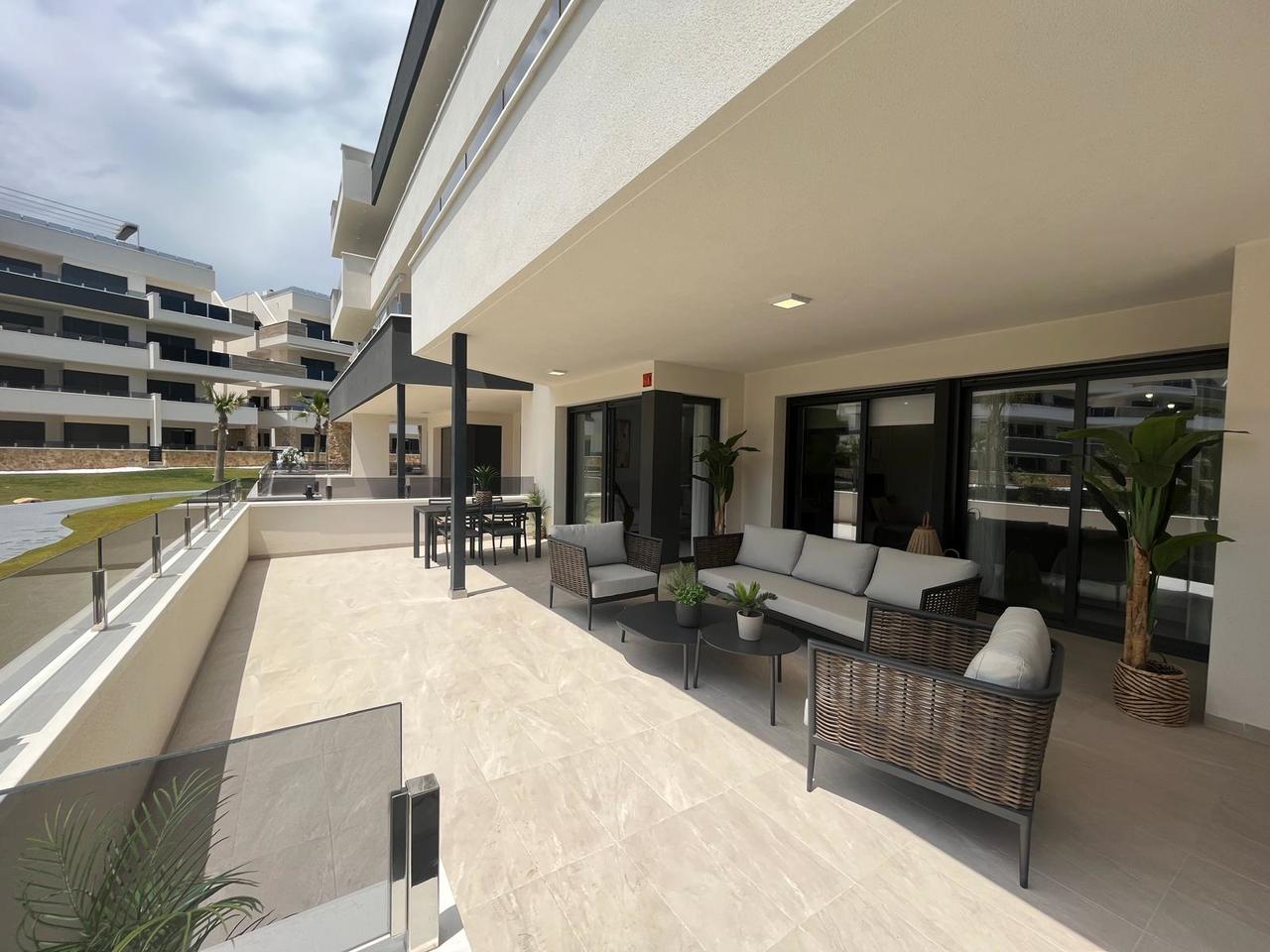2 bedroom Apartment for sale in Torrevieja