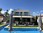 3 bedroom Villa for sale in Los Urrutias