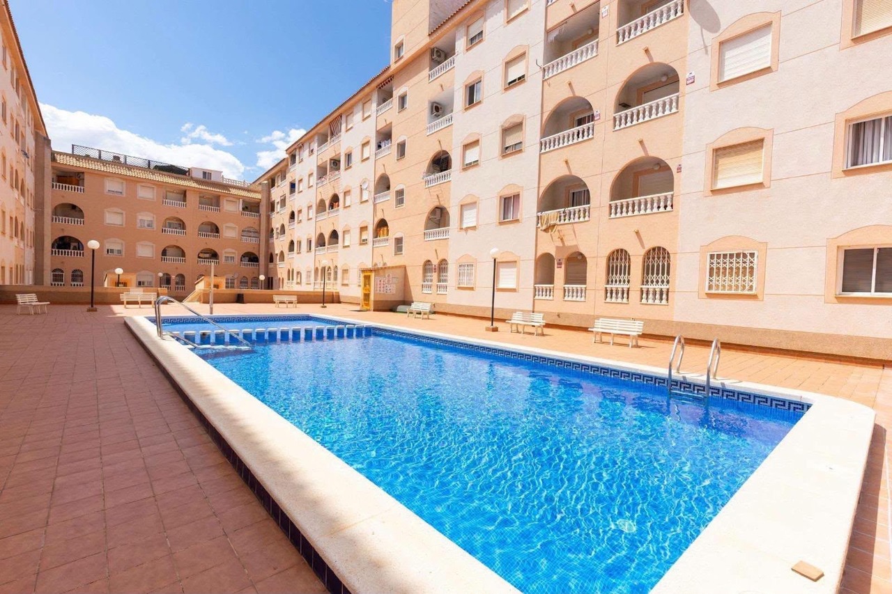 1 bedroom Apartment for sale in Torrevieja