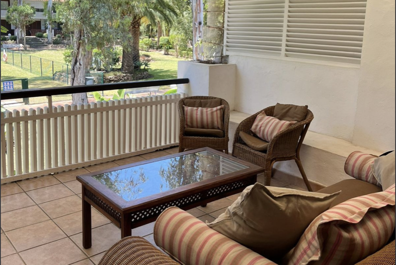 2 schlafzimmer das Penthouse 
zum verkauf in Puerto Banus