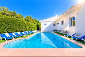 7 bedroom Villa for sale in Dehesa De Campoamor