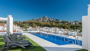 2 bedroom Penthouse for sale in Nueva Andalucia