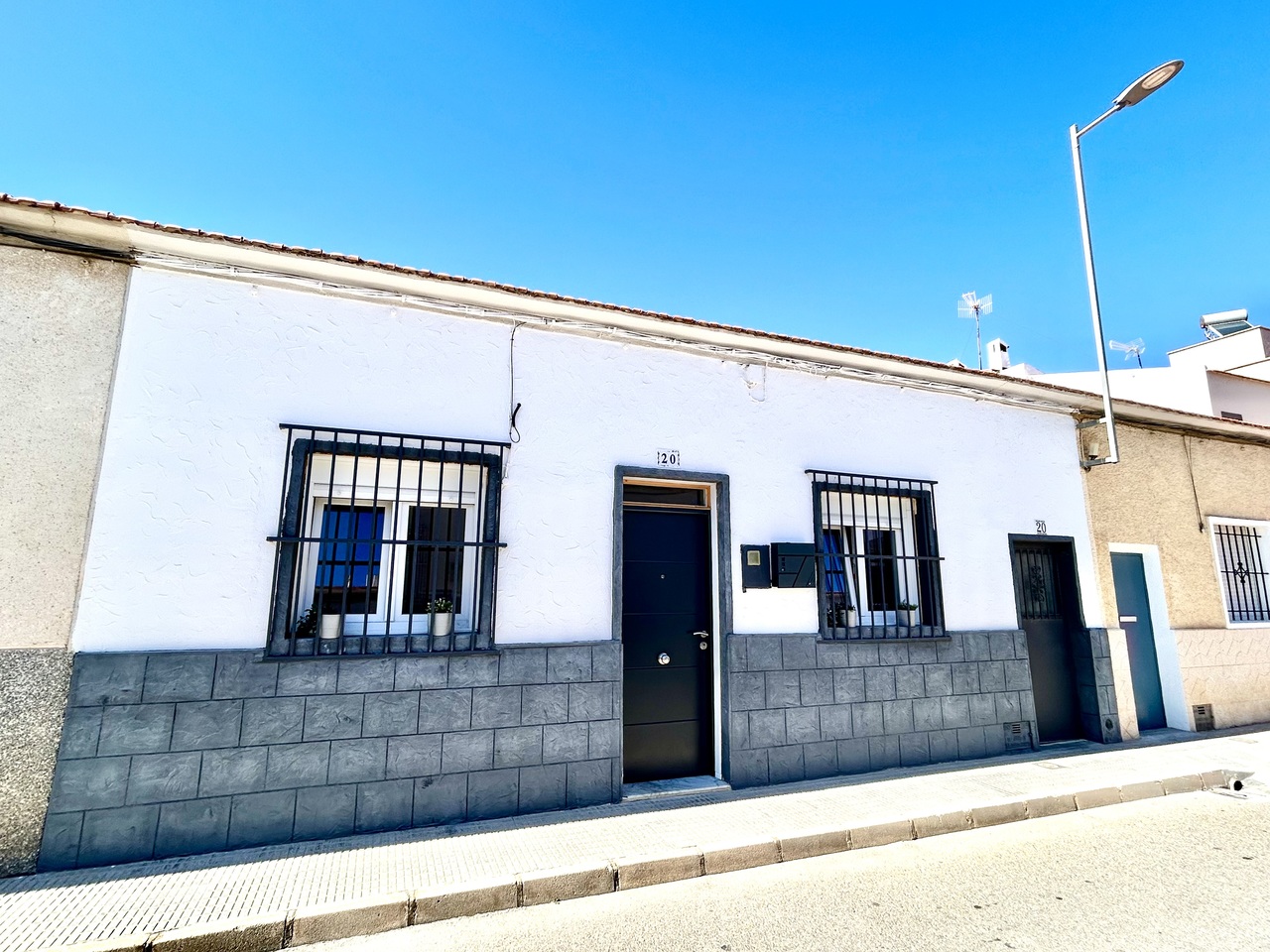 4 bedroom Townhouse for sale in San Miguel de Salinas