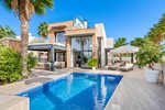 5 bedroom Villa for sale in Cabo Roig