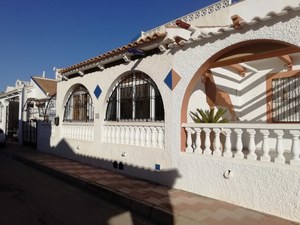 2 bedroom Bungalow for sale in Los Alcazares