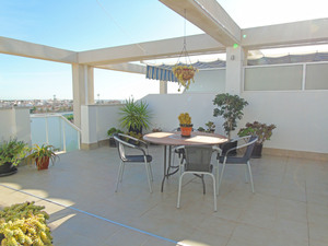 2 bedroom Apartment for sale in Lo Pagan