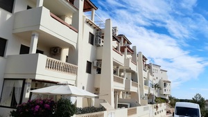 Stunning 3 bed 2 bath Penthouse on Las Ramblas Golf