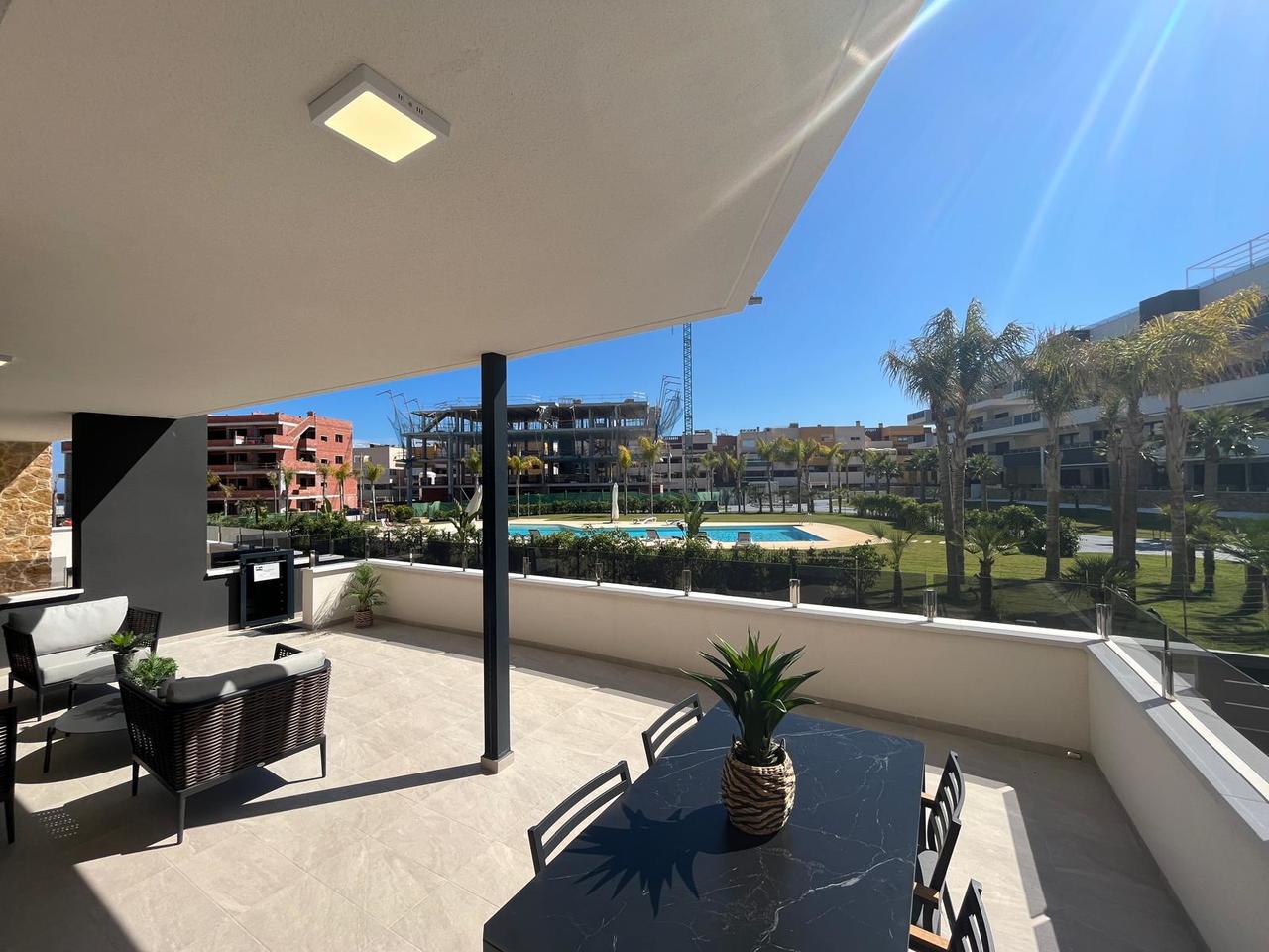 2 bedroom Apartment for sale in Playa Flamenca