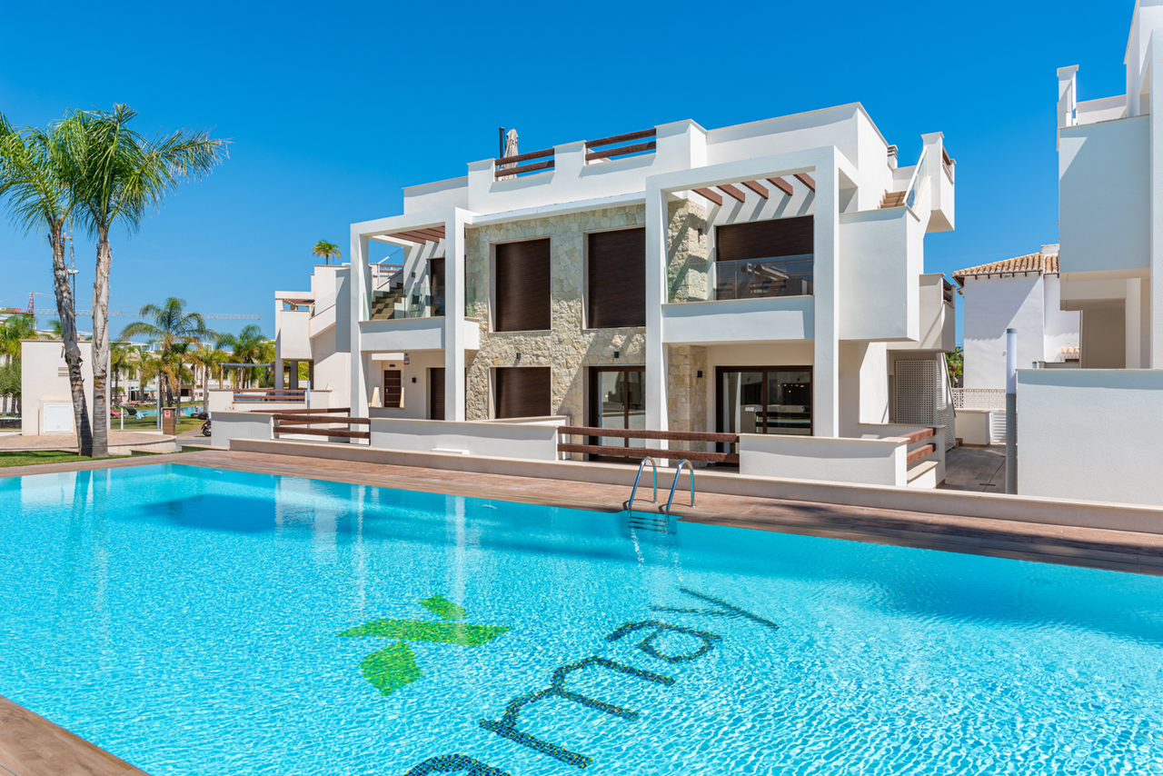 3 bedroom Bungalow for sale in Los Balcones