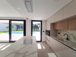 4 bedroom Villa for sale in Los Balcones