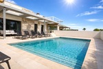 5 bedroom Villa for sale in Los Balcones