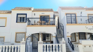 Lovely top floor apartment with solarium in La Florida