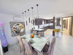 3 bedroom Villa for sale in Crevillent