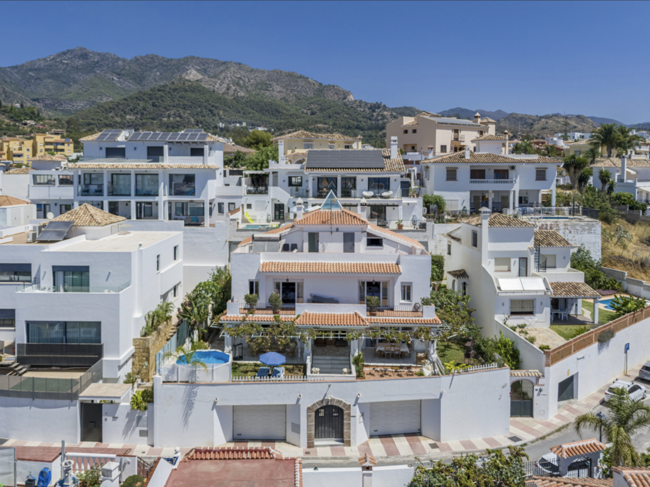 5 schlafzimmer Villa 
zum verkauf in Marbella