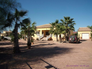 4 Bedroom 3 Bathroom Detached Villa in Catral
