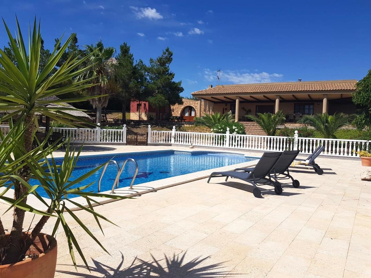 4 schlafzimmer Villa 
zum verkauf in El Esparragal