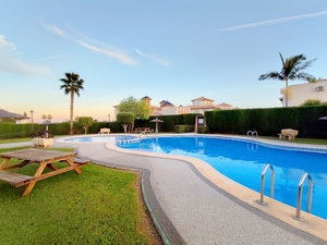 2 bedroom Penthouse for sale in Cabo Roig