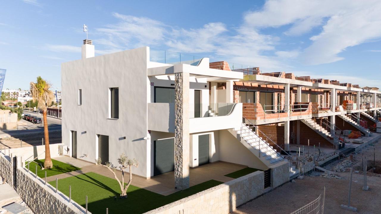 2 bedroom Villa for sale in Pilar de la Horadada
