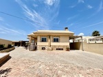 5 bedroom Villa for sale in La Zenia