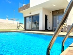 4 bedroom Villa for sale in Punta Prima