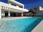 4 bedroom Villa for sale in Los Balcones