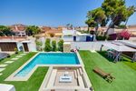 5 bedroom Villa for sale in Torrevieja