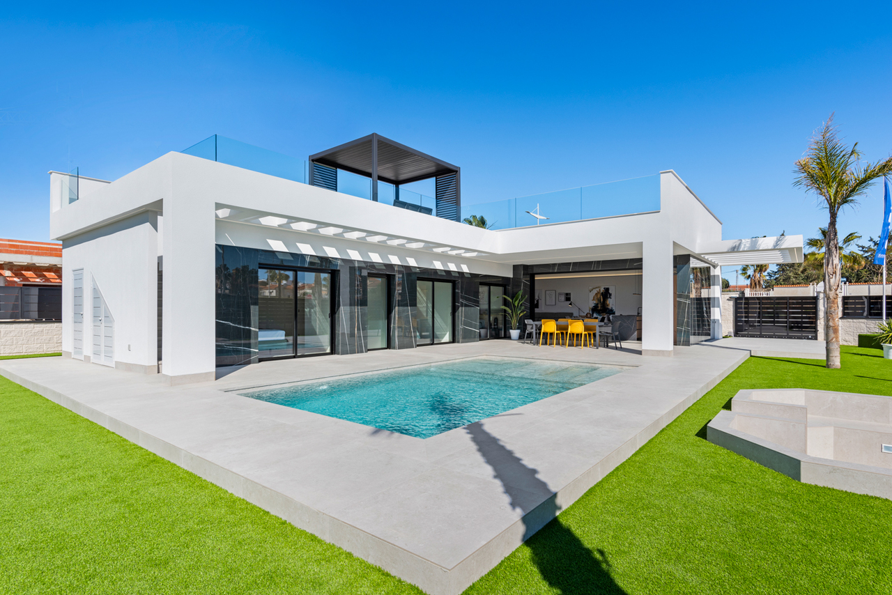 4 schlafzimmer Villa 
zum verkauf in La Finca Golf