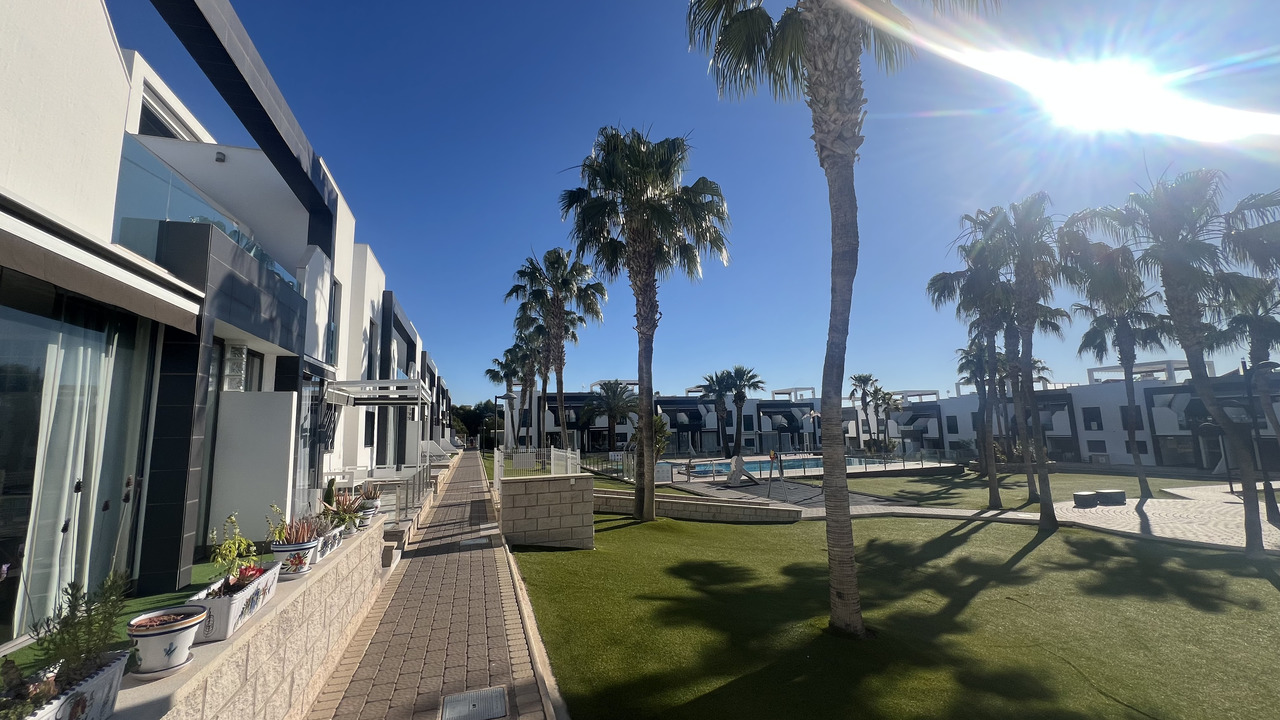 2 bedroom Apartamento se vende en Orihuela Costa