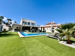 3 bedroom Villa for sale in Los Urrutias