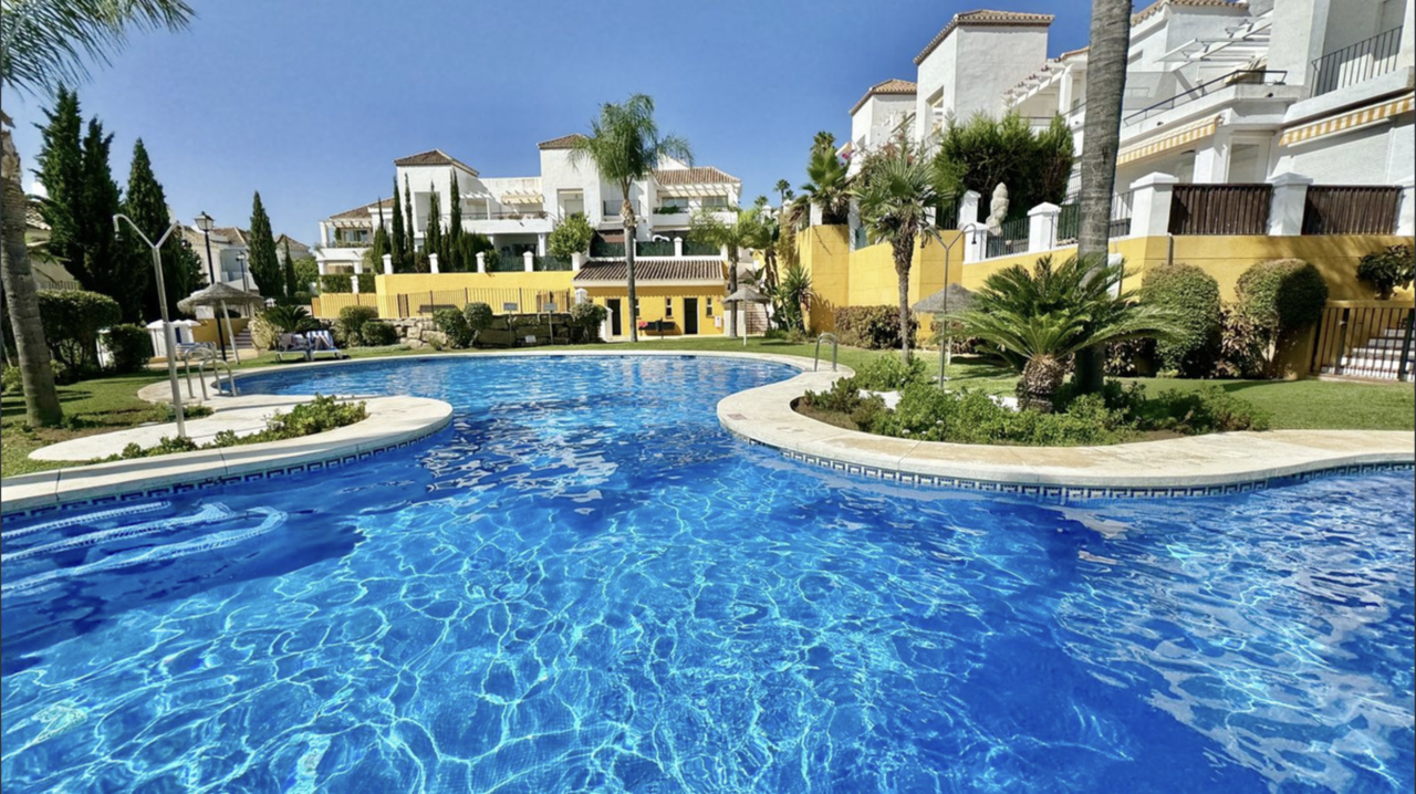 2 schlafzimmer Wohnung 
zum verkauf in Nueva Andalucia
