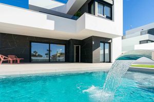 3 bedroom Villa te koop in Quesada