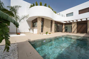 3 bedroom Villa for sale in Heredades